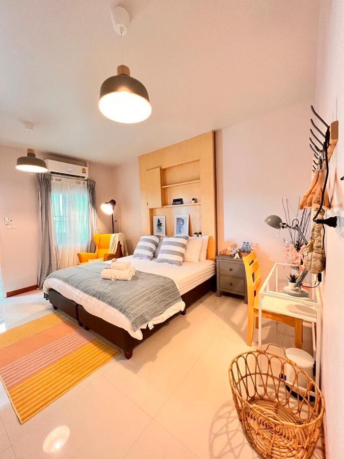 Por Poshtel Kanchanaburi City Exterior photo