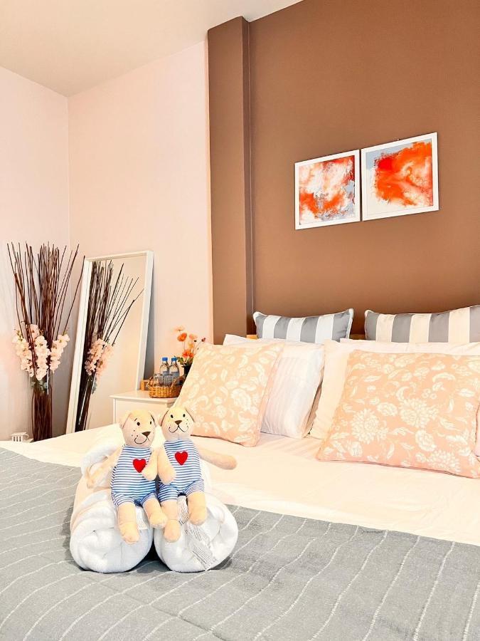 Por Poshtel Kanchanaburi City Exterior photo