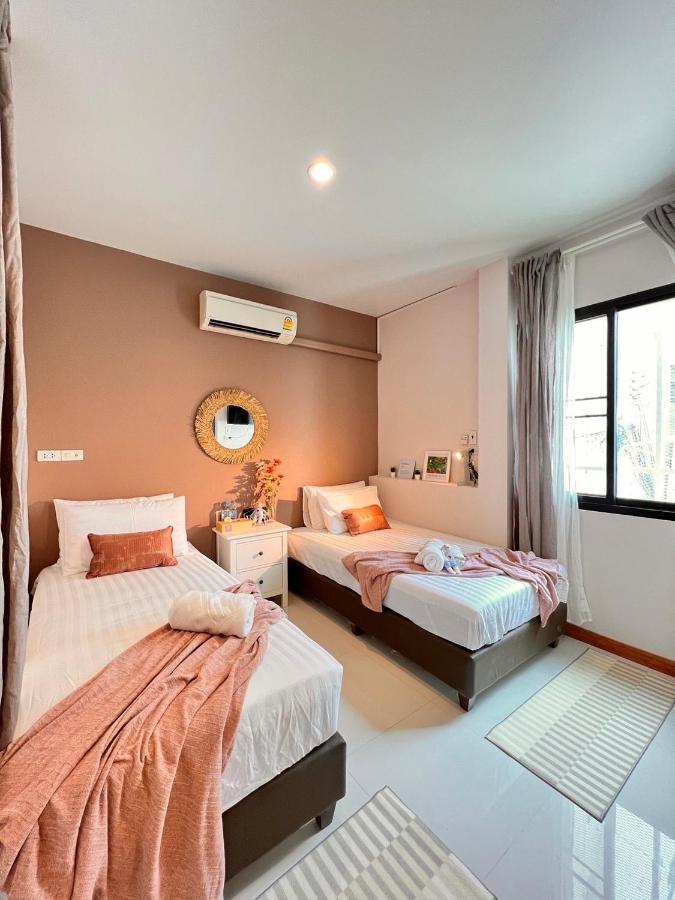 Por Poshtel Kanchanaburi City Exterior photo