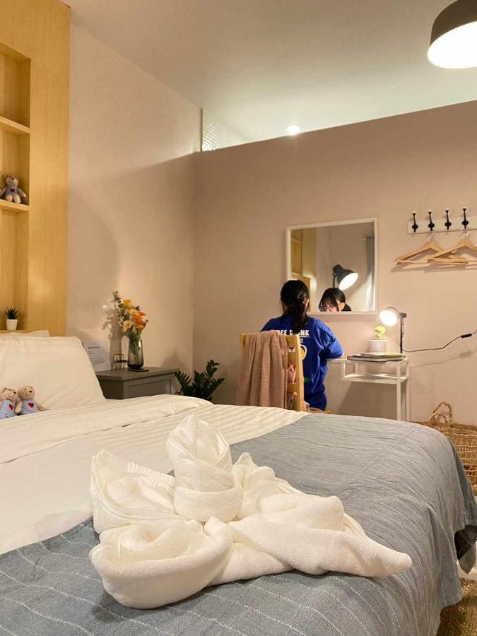 Por Poshtel Kanchanaburi City Exterior photo