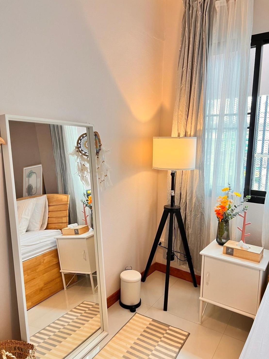 Por Poshtel Kanchanaburi City Exterior photo